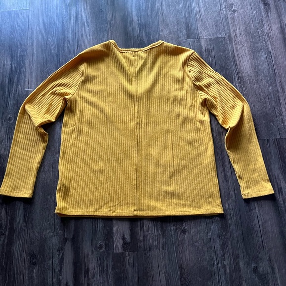 Joe Fresh Ribbed Long Sleeve Top / Sweater Size L - Picture 2 of 3